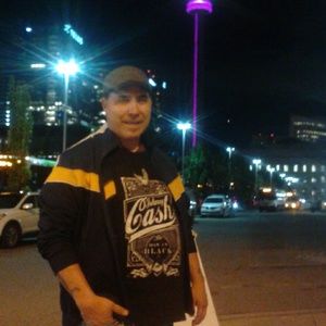 Meet your Posher, Dwayne